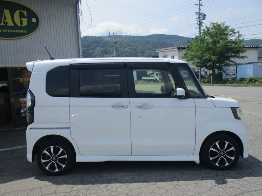 Ｎ－ＢＯＸカスタム　ＧＬホンダセンシング